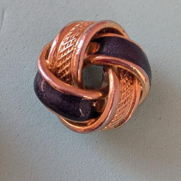 Vintage Rose Gold Knot Earrings - Classic Love Knot Studs - Picture 2 of 4